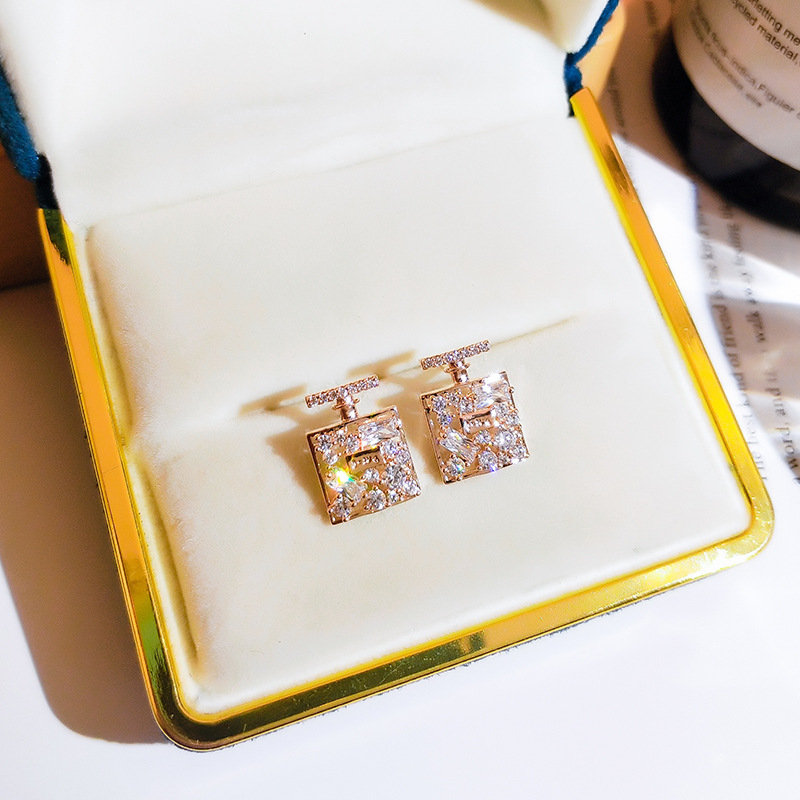 Anting-anting botol parfum des - Perfume Fine Fragrance ulasan dan harga