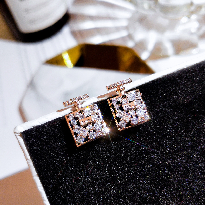 Anting-anting botol parfum des - Perfume Fine Fragrance ulasan dan harga